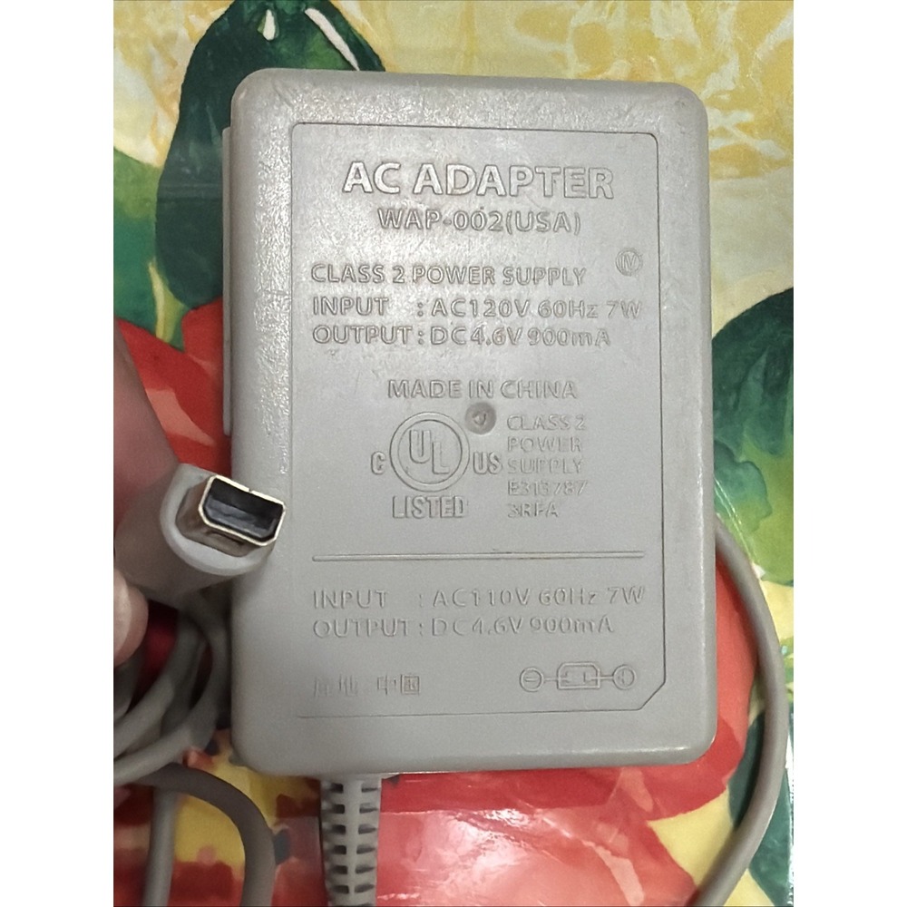 Nintendo WAP-002‎ Wall Charger for Nintendo DS/3DS/2DS XL - Gray